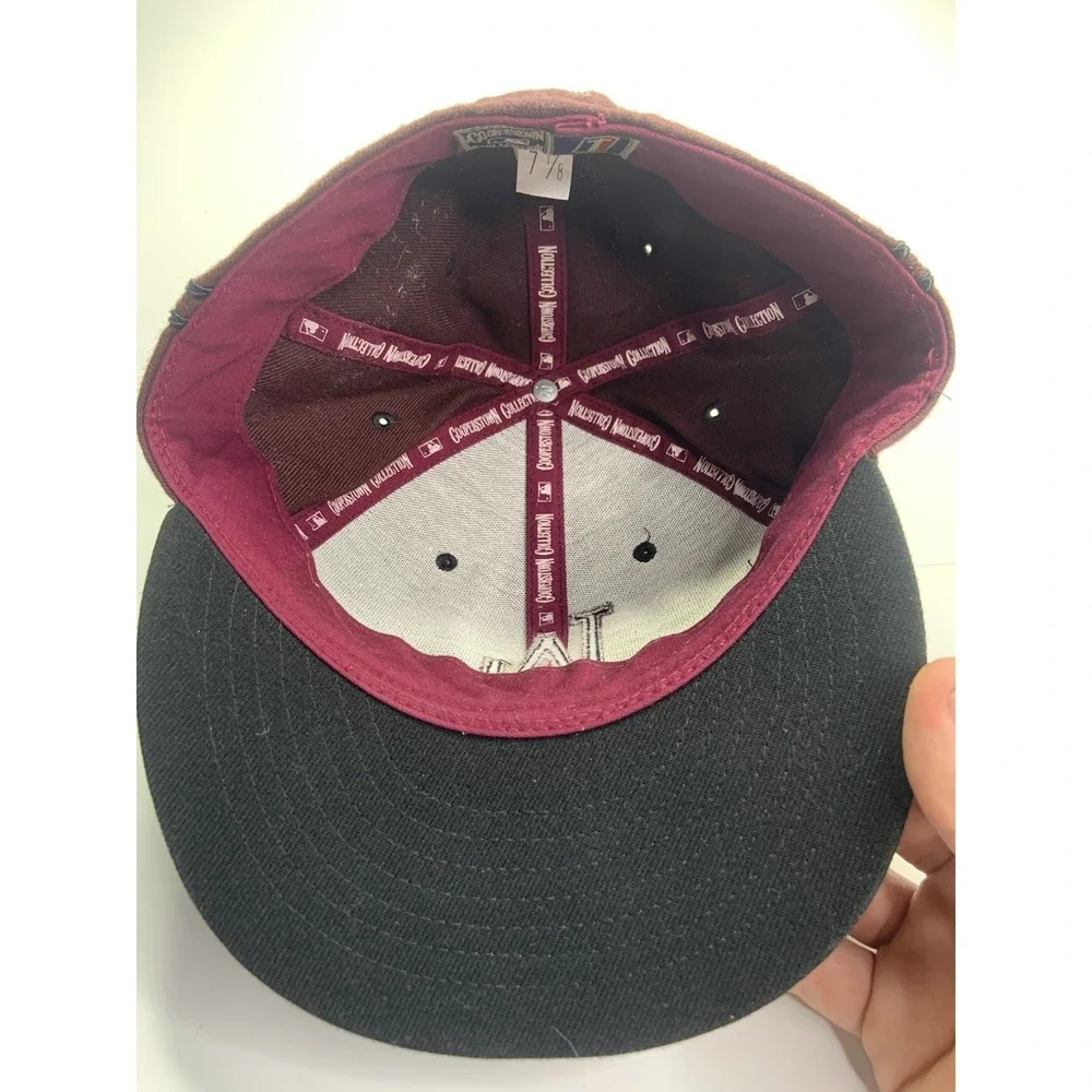 Cooperstown Collection MLB LA Dodgers Fitted Burgandy Hat  Size 7 1/8‎